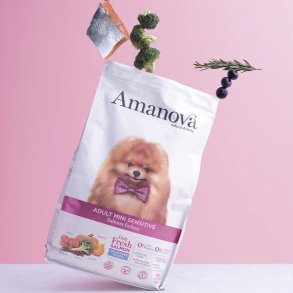 Amanova - Luksus Laks Sensitive - Kornfrit voksen hundefoder til sm� hunde