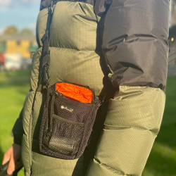 Petlando Crossbody Godbidstaske - sort/orange